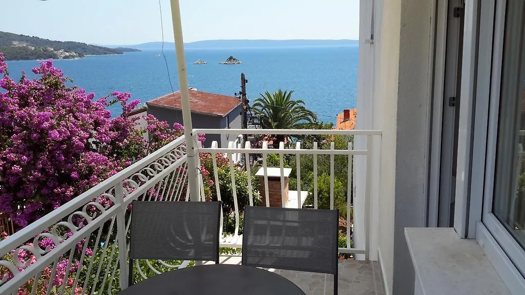 Apartments Mrdan Seget Vranjica Croacia